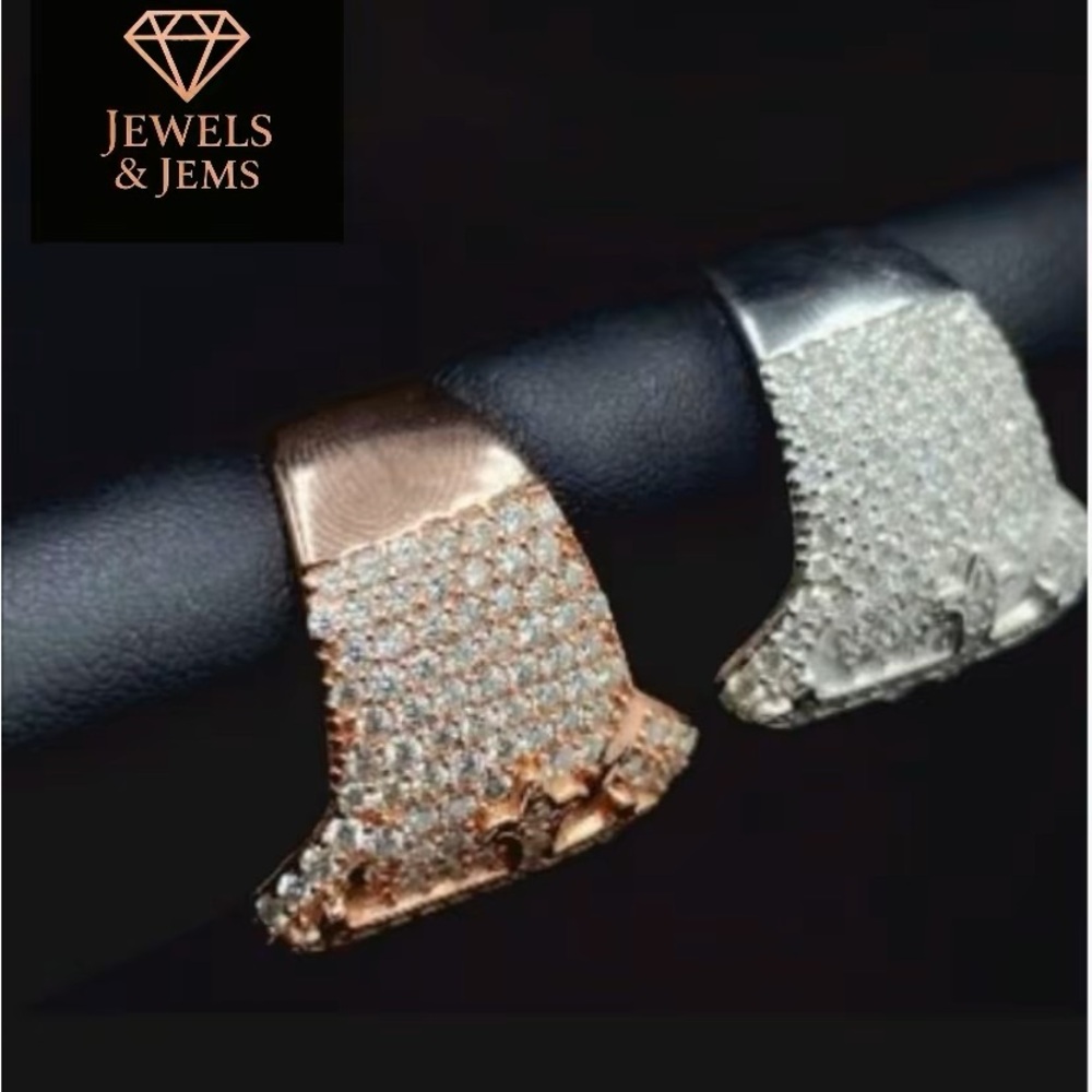 Gold and Silver Cross Rings - Picture 4 of 6